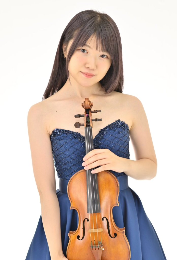 バイオリン  出井麻莉子による出張演奏On-site Performances  by Violinist IDEI Mariko