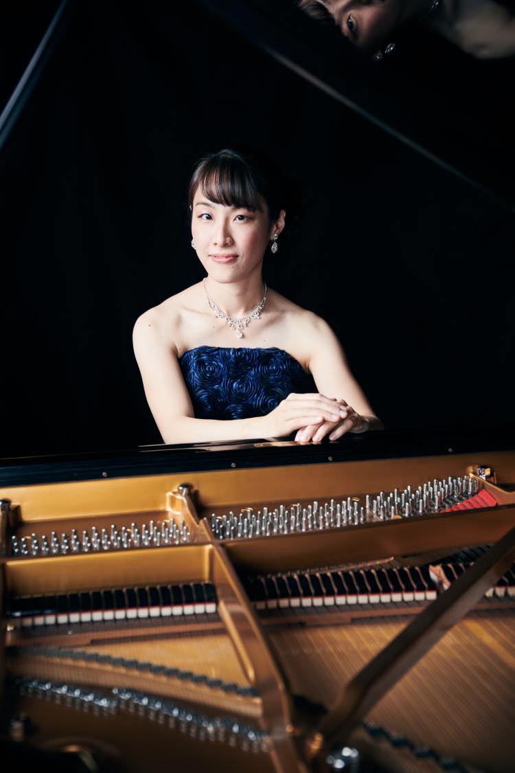 画像1: ピアニスト 岩下真麻による出張演奏　全国・海外・船上で On-site Performances Nationwide, Overseas, and on Ships by Pianist IWASHITA Maasa 